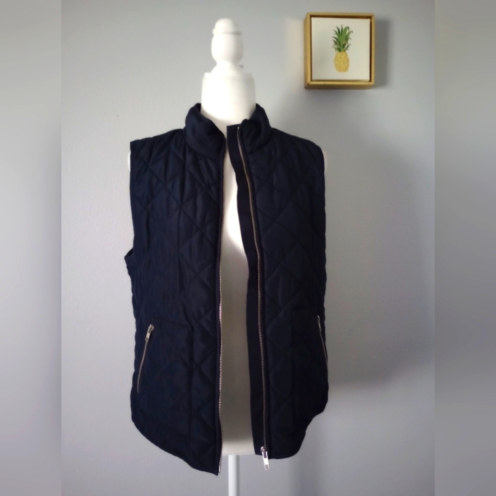 Vest Puffer Lightweight Loft blue Medium zipper front 2 Pockets good condi